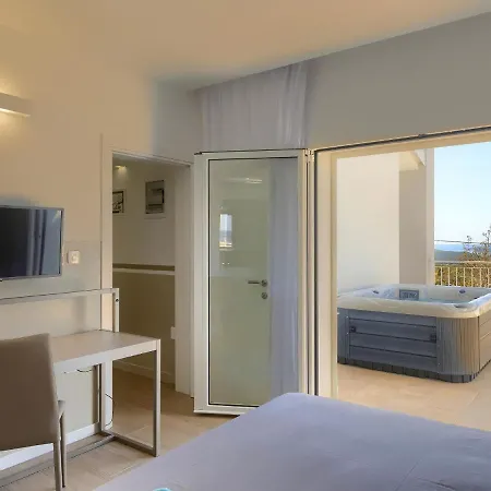 Вилла Laura By Interhome Коромачно