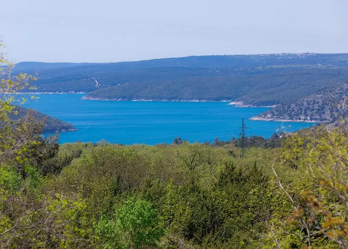 Villa Laura By Interhome